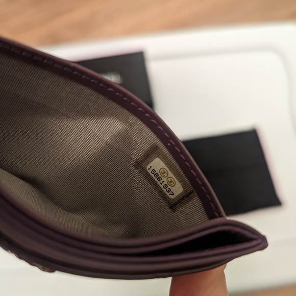 Chanel Patent Purple Cardholder - Picture 13 of 15